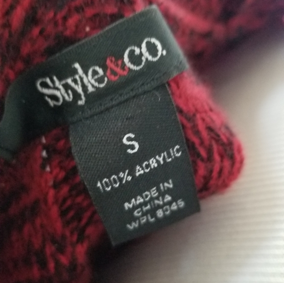 $5⭐️ Short Sleeved Red Sweater Dress - Picture 6 of 6